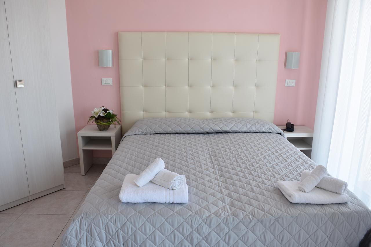Hotel Gambrinus Rimini Exteriér fotografie