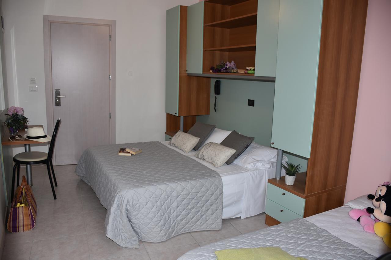 Hotel Gambrinus Rimini Exteriér fotografie